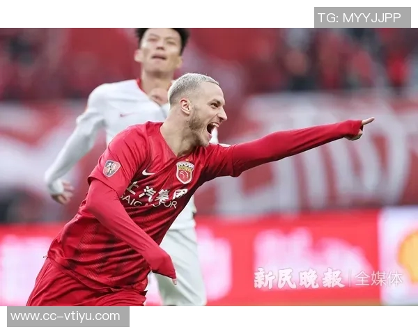 吉达联合后卫佩雷拉社媒发声不满判罚直指裁判如同剧本安排